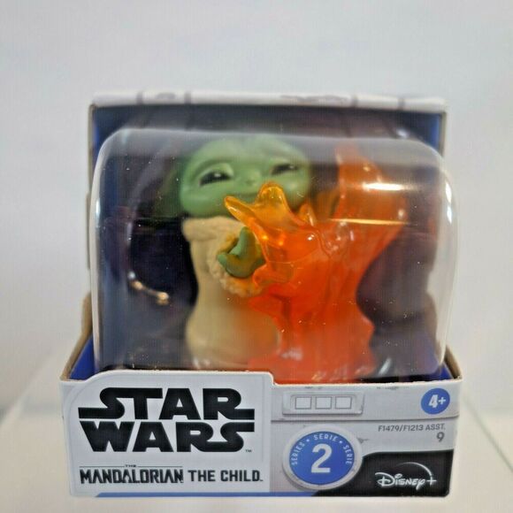 NEW The Bounty Collection Series 2 #9 " STOPPING FIRE" The Child Mandalorian - Picture 1 of 4
